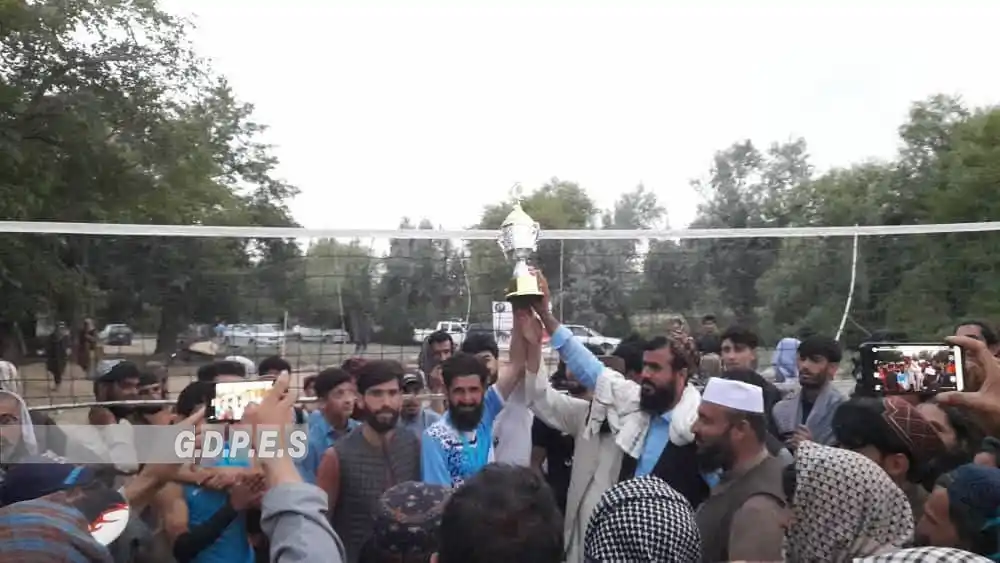 Image from د المپیک، بدني روزنې او ورزش عمومي ریاست: لوگر کې د ۴۴ لوبډلو ترمنځ د واليبال سيالۍ پای ته ورسېدې شنبه، د غبرگو...