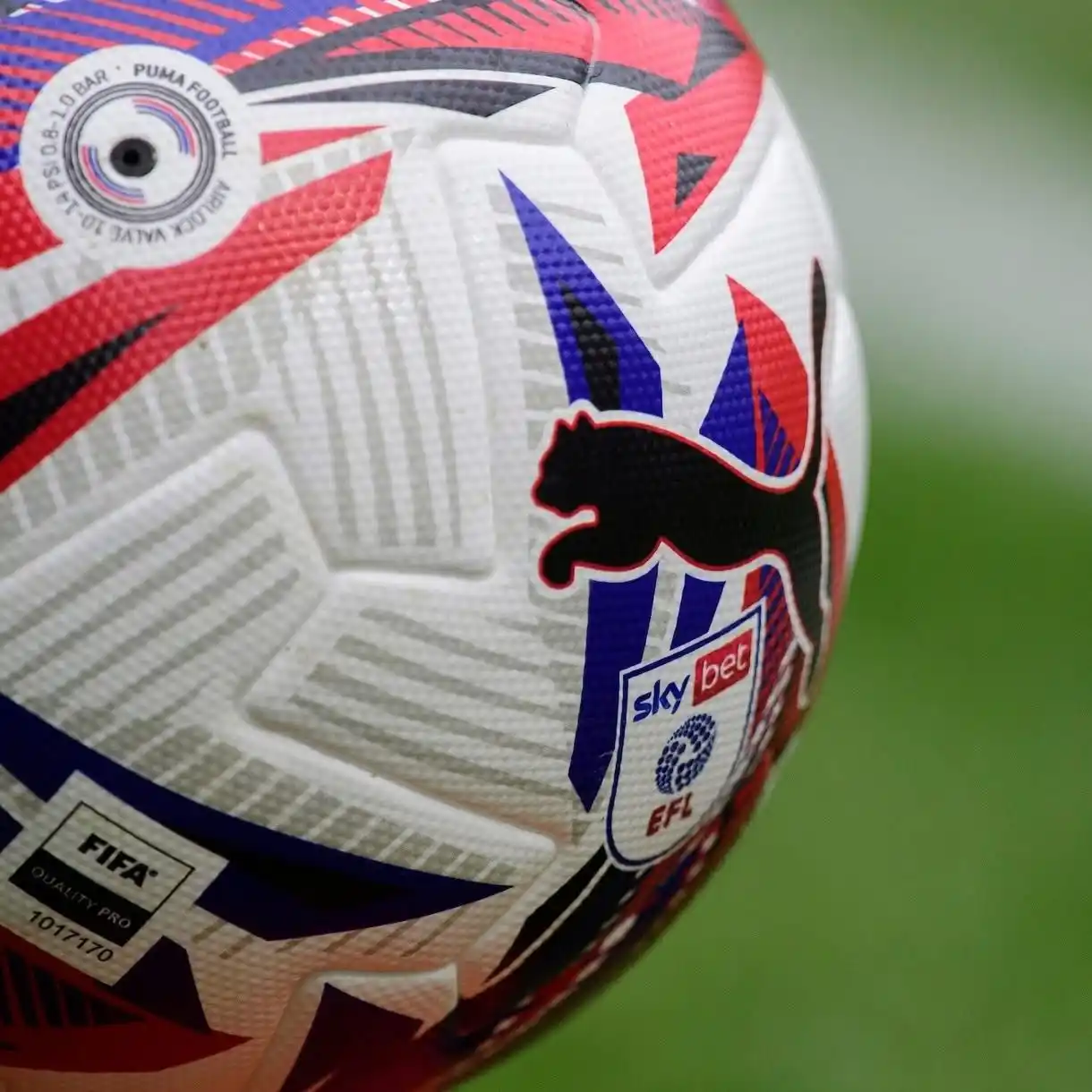 Image from Lincoln City Football Club: 3️⃣ weeks to go! 🗓️ The Imps will receive their 2025/26 Sky Bet Leag...