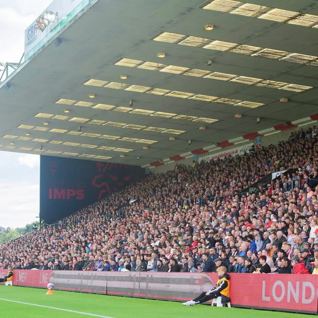 Image from Lincoln City Football Club: ⏰ Imps fans have until 5pm on Friday 13 June to select the 'spread pay...