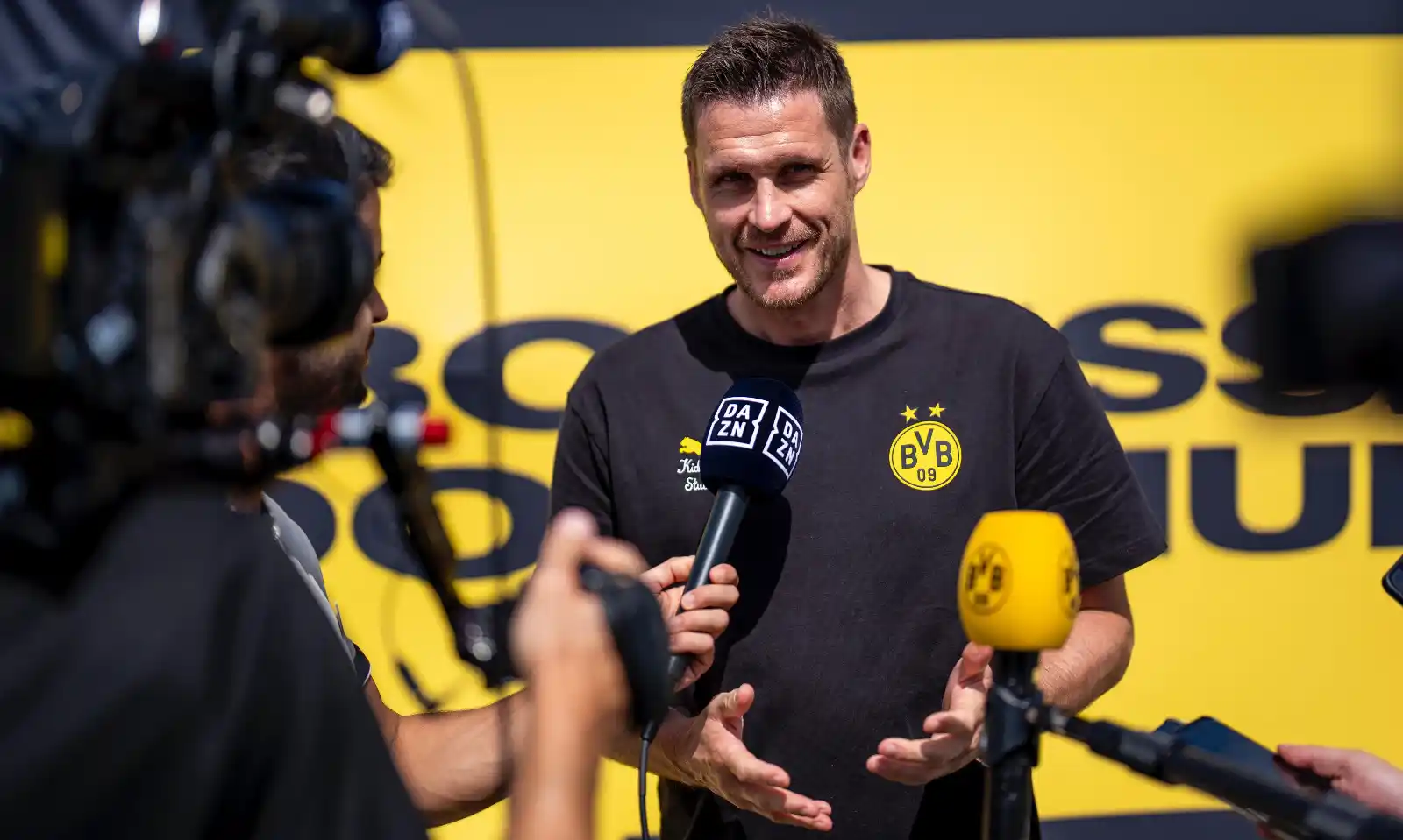 Image from Borussia Dortmund - BVB: 🚨 *Kehl adelt BVB-Neuzugang Bellingham: "Hat in den ersten Tagen sein...
