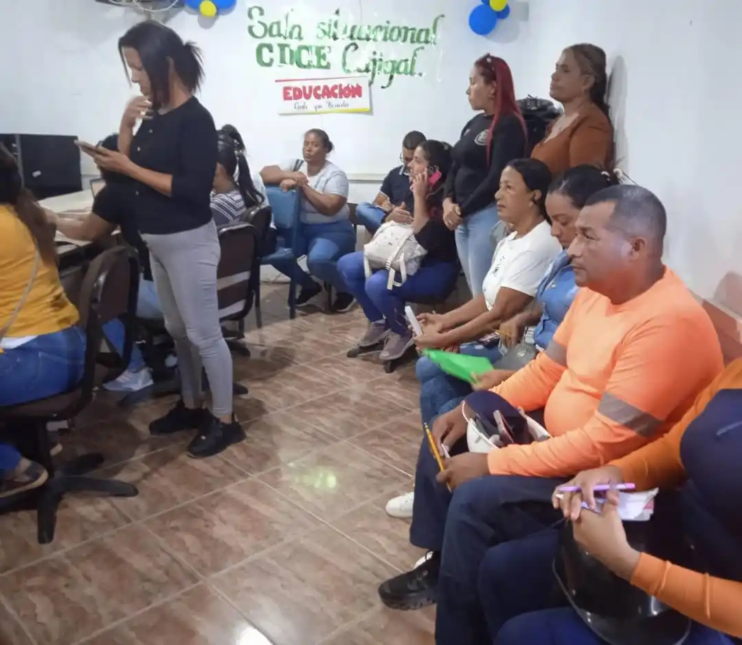 Image from @PCAD_Sucre_Ve: Funcionarios de Protección Civil en el *municipio Cajigal*, asistieron...