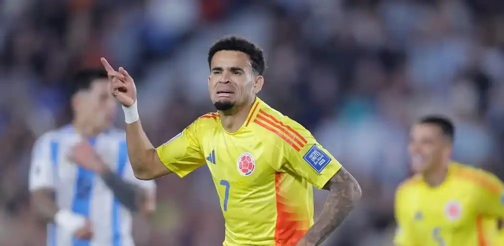 Image from La Guajira Hoy: ⚽️ Luis Díaz silenció el Monumental con un golazo histórico ante Argen...