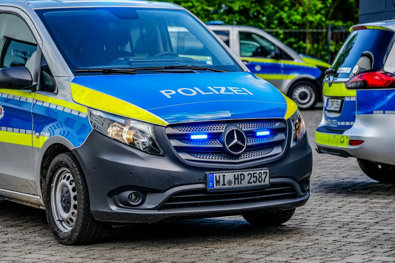Image from OSTHESSEN|NEWS: 🚨 Retter begannen umgehend mit der Reanimation, dennoch verstarb sie ...