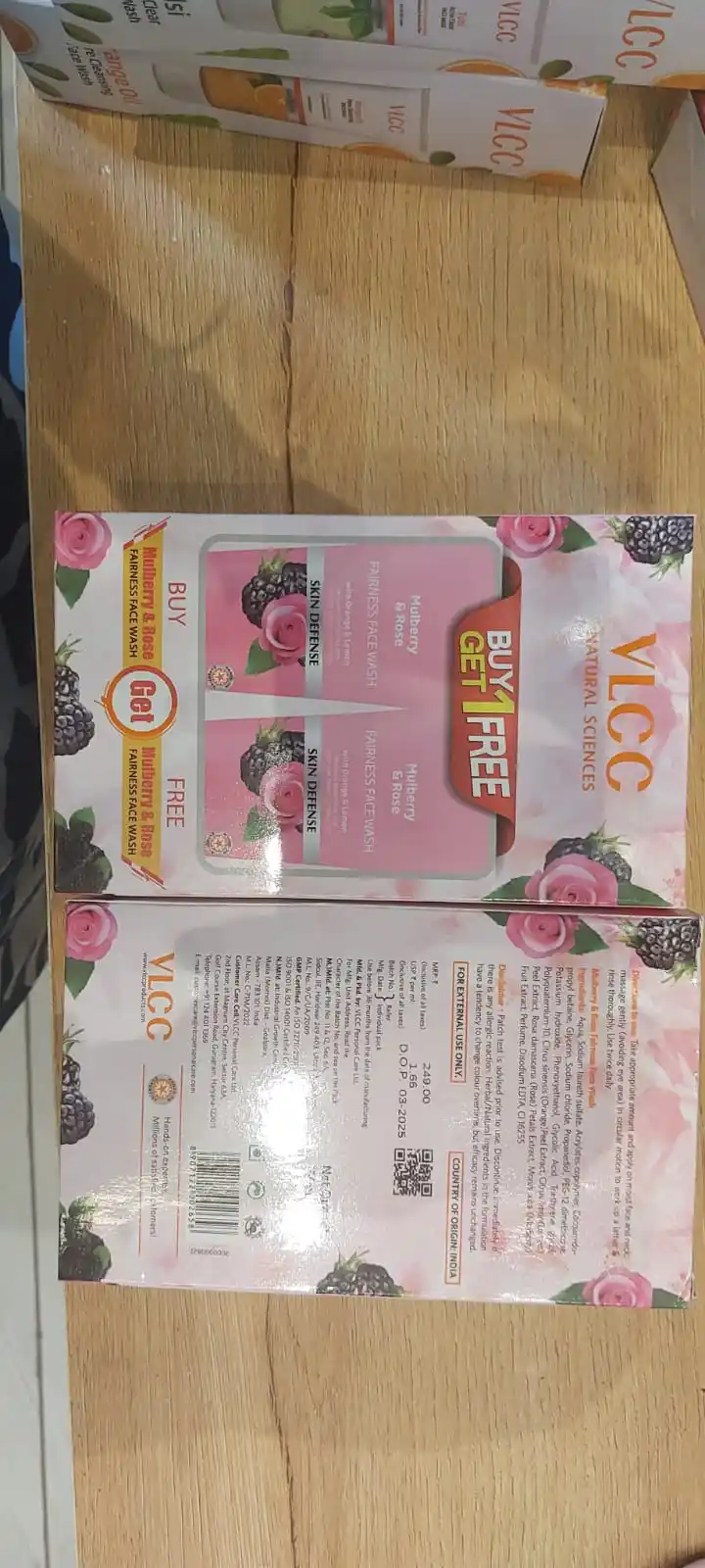 Image from RateOMatic: Vlcc mulbery Mrp : 249/- Box size : 18 pc Net vol : 150ml*2 units Exp ...