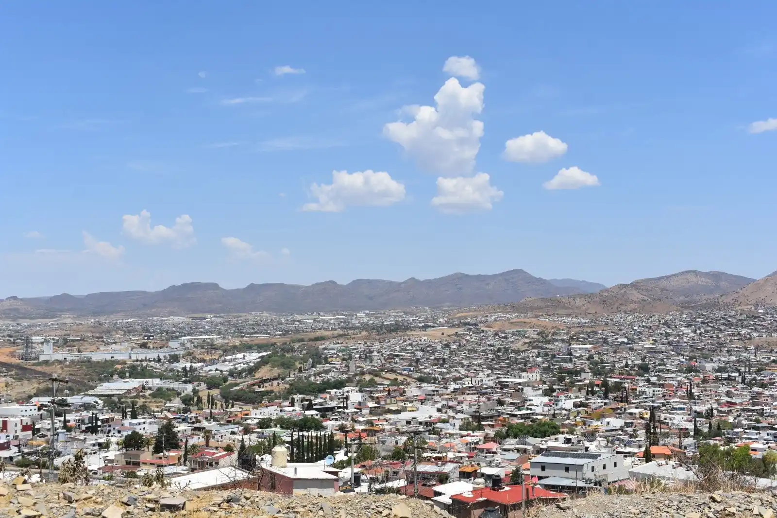 Image from El Sol de Parral: 🌞 ¡Buenos y calurosos días, Parral! 🌡️ Clima para hoy: Mínima 19°C |...