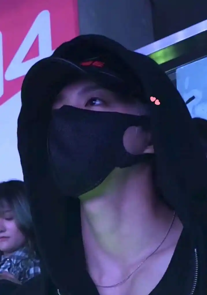 Image from Dita's life update: Sungkem jeno alucard is back 😭...