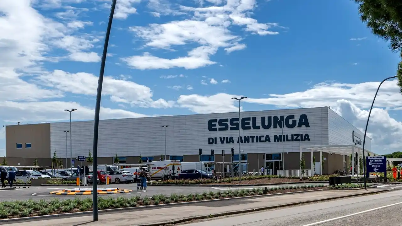 Image from RavennaToday: *Supermercato Esselunga, esposto penale contesta l'ok del Comune. Conf...