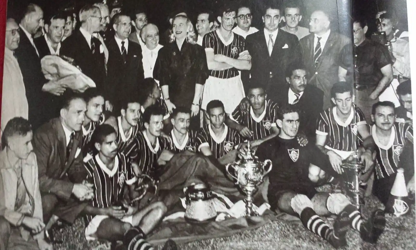 Image from Futebol News 🌎📰: FIFA não reconheceu Palmeiras e Fluminense como campeões mundiais, mas...