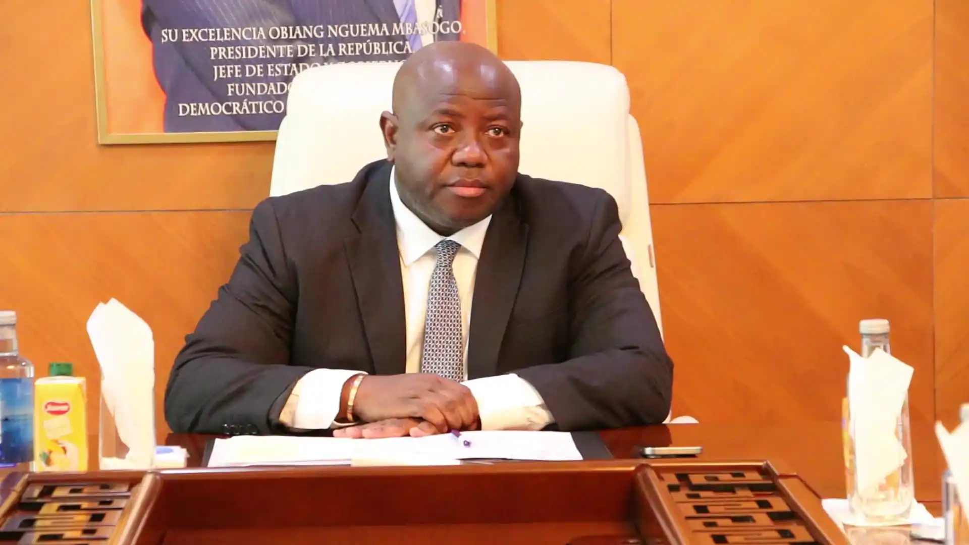 Image from LA VICEPRESS 🌐ℹ️: *Guinea Ecuatorial intensifica su lucha contra el VIH/SIDA con una inv...