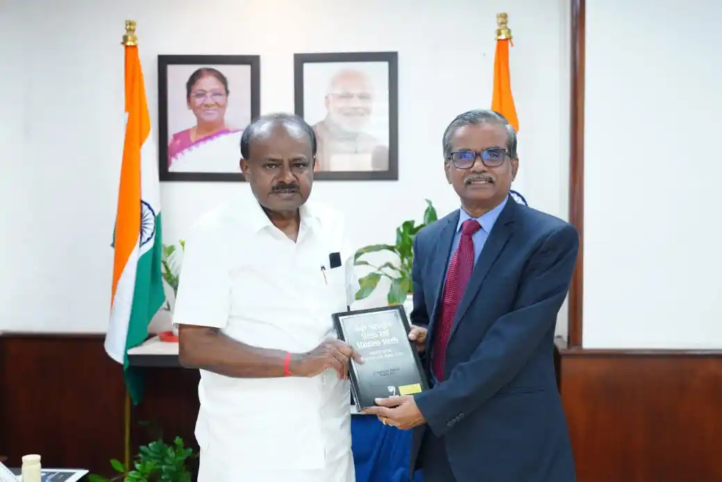 Image from HD Kumaraswamy: Had a productive discussion with Prof. U. Kamachi Mudali, Vice-Chancel...