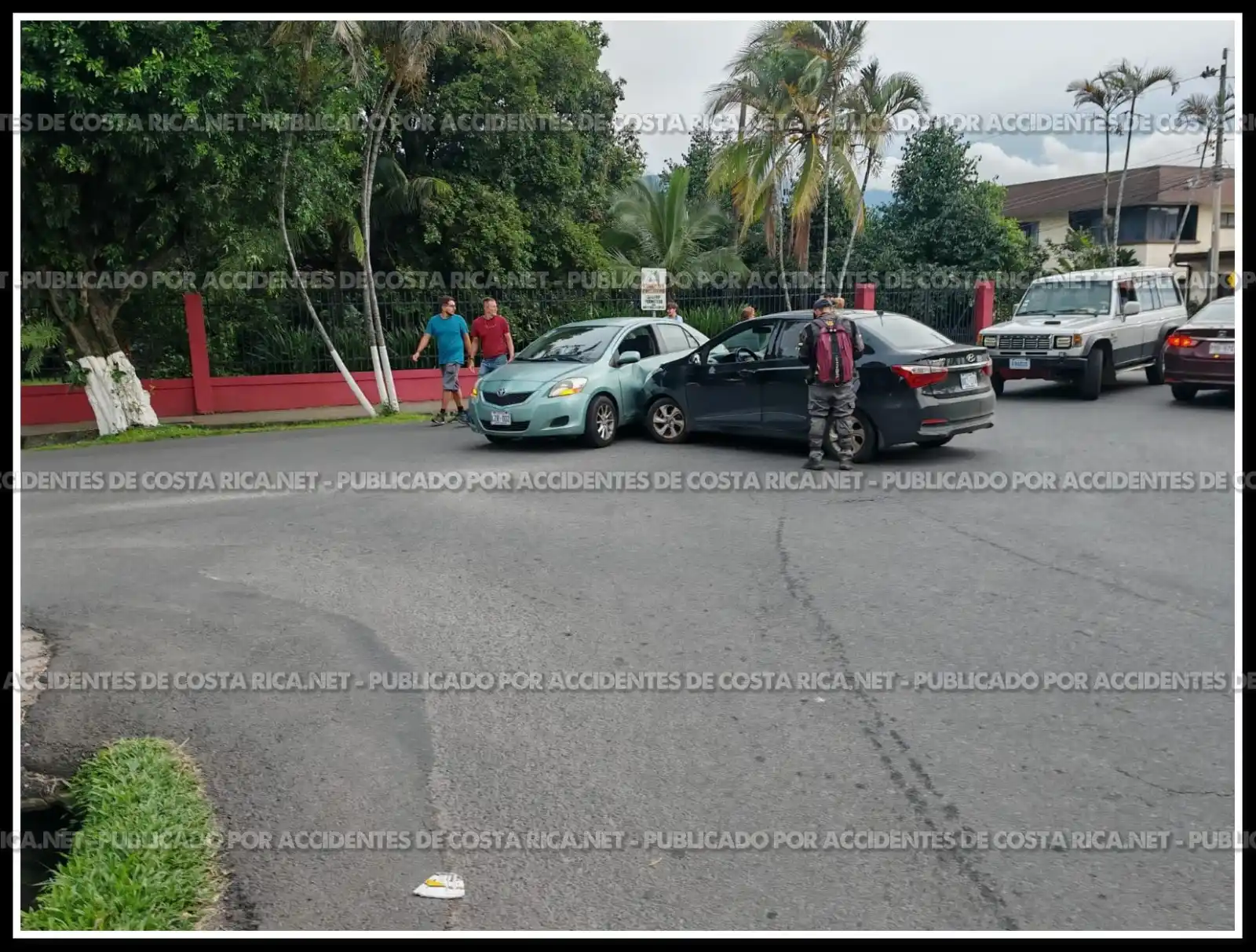 Image from Accidentes de Costa Rica .Net: HEREDIA | Colision 700 este del cementerio de San Joaquin <a class="te...