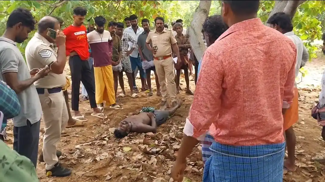 Image from The Great India News: மர்மமான முறையில் மின்சாரம் தாக்கி கூலி தொழிலாளி பலி.    https://thegre...