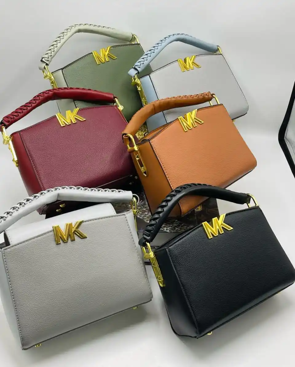 Jules Trades Collection 🛍📊 post