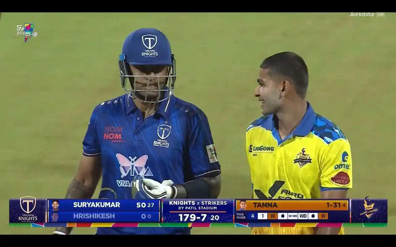 Royal cricket post