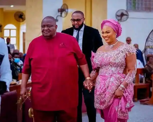 Image from UMUAKA NEWS24: What is your take on this👇👇👇  Iwuanyanwu's Will bans wife from rema...