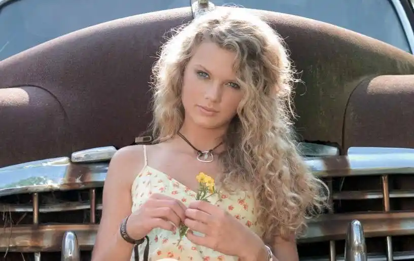 𖥻 [Taylor Swift World info 𝟏𝟑 ] post