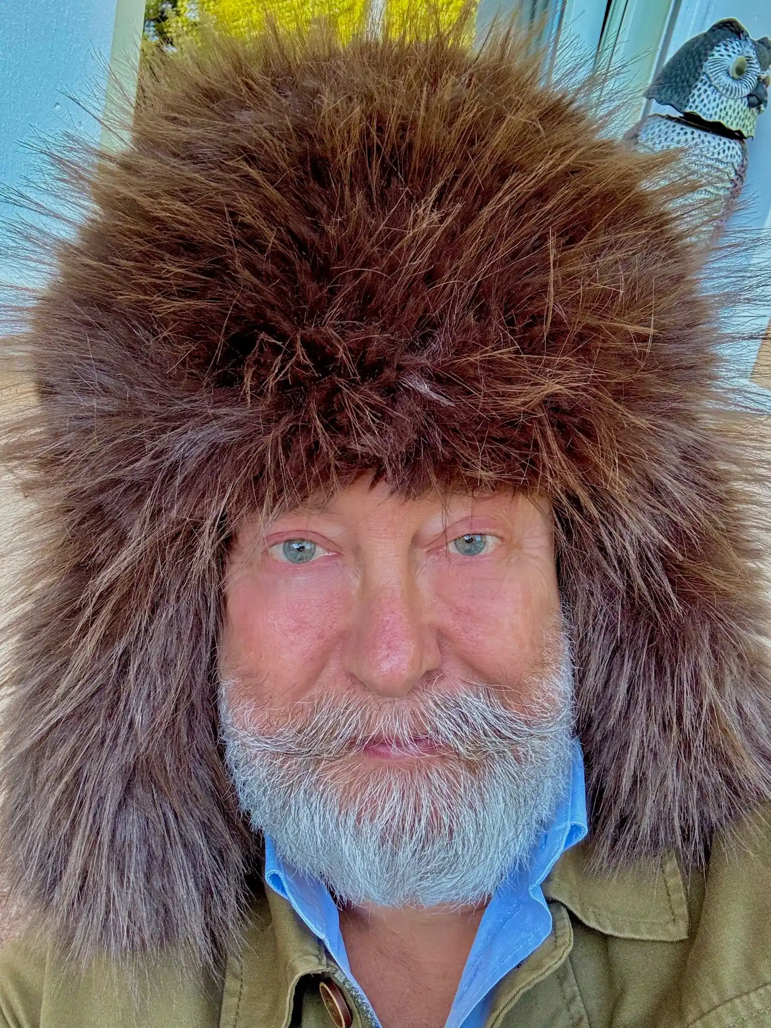 Image from EL AULLIDO de Fernando López Mirones: Yo ya me estoy probando gorros para la Travesía EL ESPÍRITU DEL OSO, a...