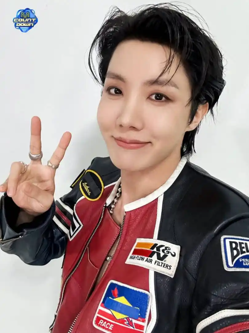 Image from BTS ⟬ 방탄소년단 ⟭ ✅: *⟭⟬⁷ 🔘𝐓𝐖𝐈𝐓𝐓𝐄𝐑 [𝐗] 𝐀𝐂𝐓𝐔𝐀𝐋𝐈𝐙𝐀𝐂𝐈𝐎́𝐍 ⟭⟬⁷*  *🐿️❤️•||...