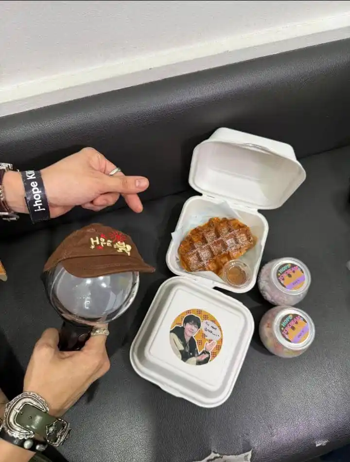 Image from BTS โฌ ๋ฐฉํ์๋
๋จ โญ โ
: *โญโฌโท๐๐๐๐๐๐๐๐๐๐๐๐๐ฬ๐ ๐๐ ๐๐๐๐๐๐๐โญโฌโท* *๐ฟ๏ธ๐โข|| H...