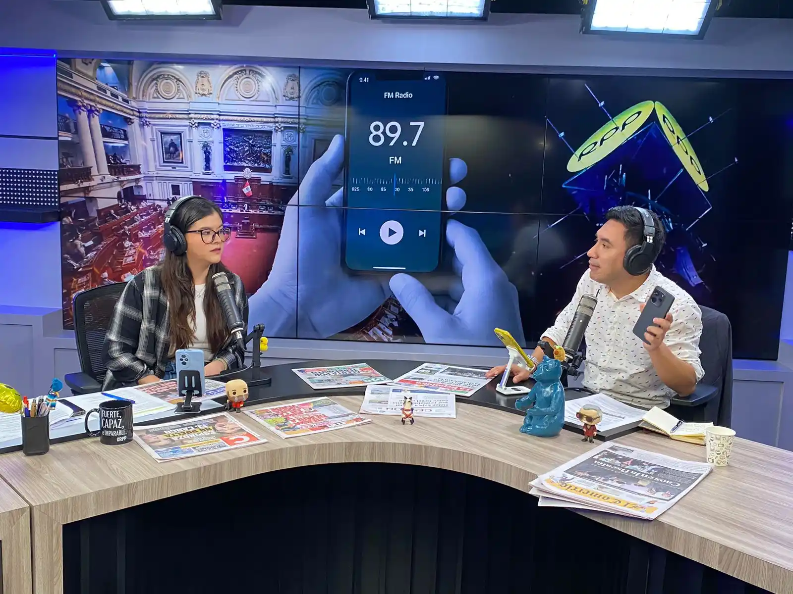 Image from RPP Noticias: 🔴📻 Congreso aprobó proyecto de ley para habilitar radio FM en celula...