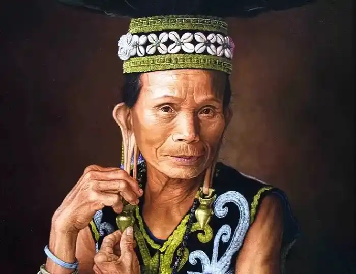 Image from Misteri Dunia 🌏 & Sejarah Channel Edukasi Pengetahuan Umum (Info Motivasi Belajar) 🇲🇨: *Misteri Leluhur Dayak - Telinga Panjang dan Rahasia Umurnya*  📜 Makn...