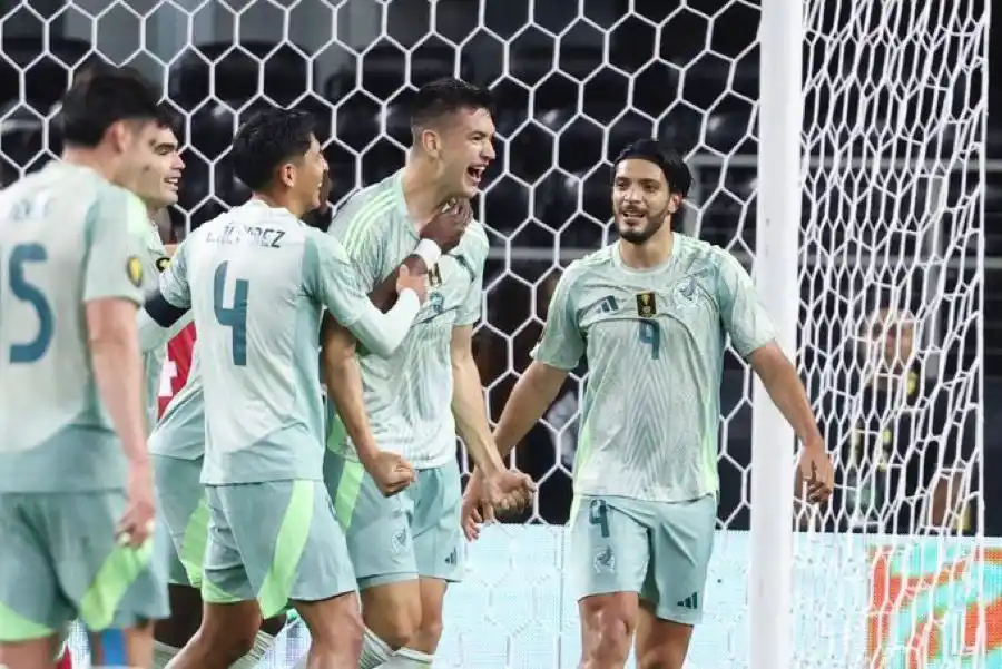 Image from الذكرى العُمانية : المكسيك 🇲🇽 تواصل حملة الدفاع عن لقبها في كأس الكونكاكاف الذهبية 2025...