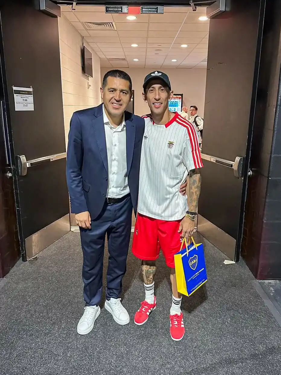 Image from Argentina Fans Kerala (AFK OFFICIAL) 🇦🇷: *Di María and Riquelme ❤️🇦🇷*...