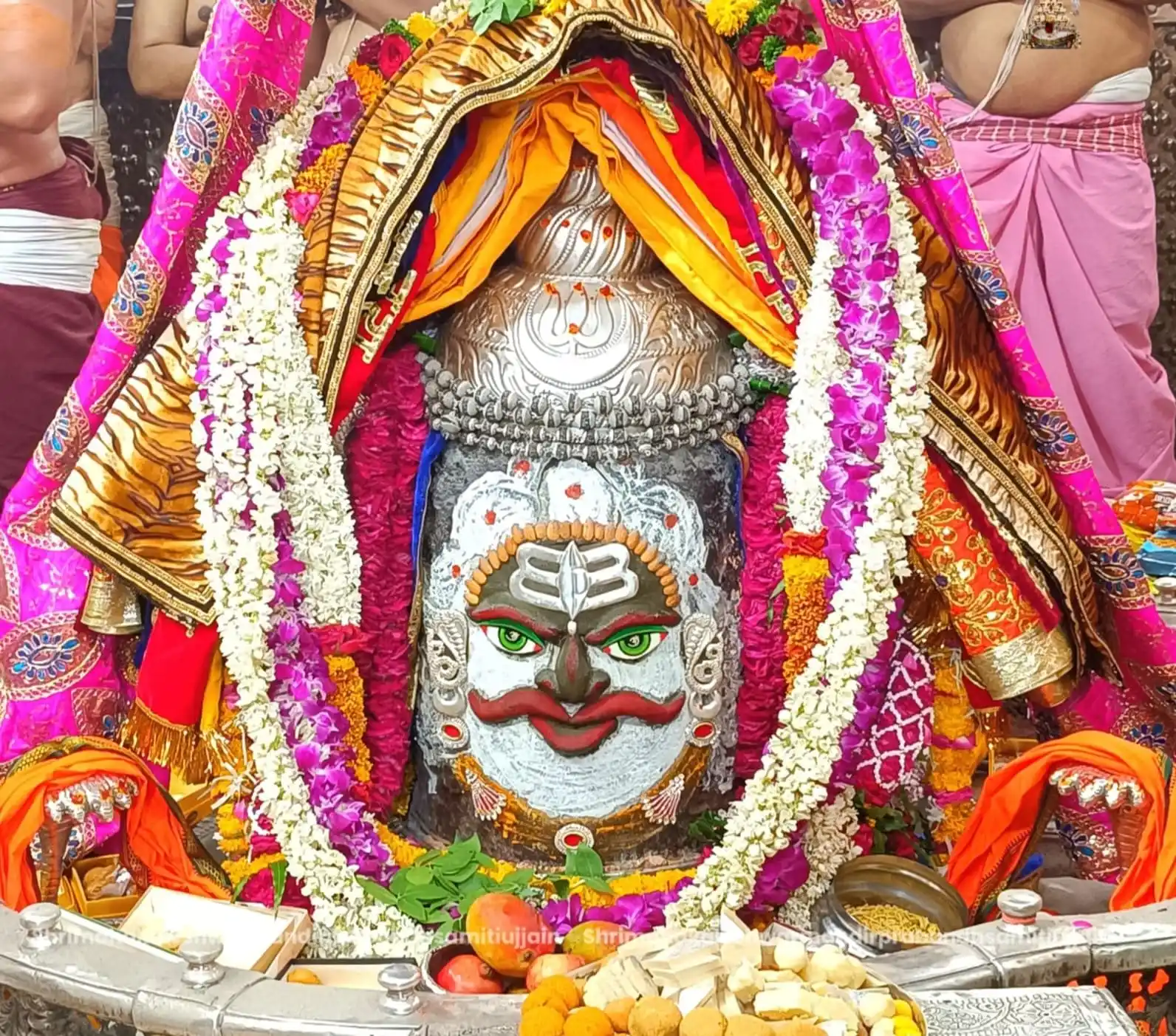 Image from HinduNidhi: जय श्री महाकाल श्री Mahakaleshwar ज्योतिर्लिंग का आज का भस्म आरती श्रृ...