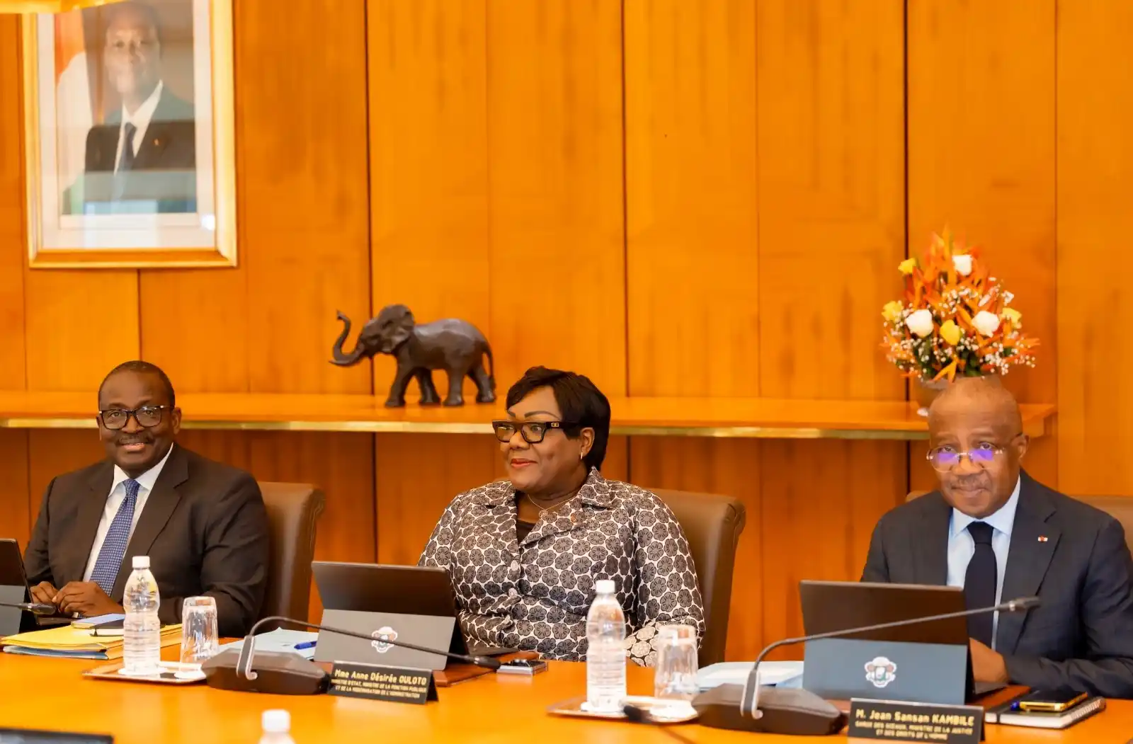 Image from Gouvernement de Côte d’Ivoire: *Digitalisation de l'administration: désormais, le certificat de natio...