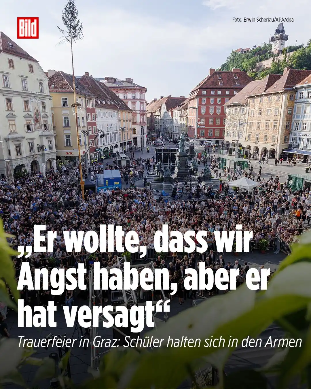 Image from BILD: Kerzen flackern im warmen Abendlicht, Tränen 💧 laufen über stumme Ges...