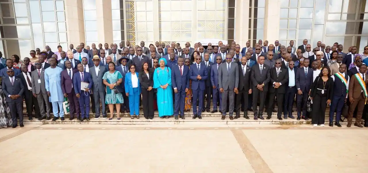 Image from Gouvernement de Côte d’Ivoire: *Lutte contre la corruption : 200 décideurs publics renforcent leurs c...