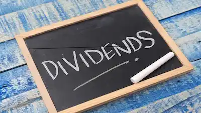 Image from CNBC-TV18: 🚨🚨 *Vedanta, REC, PFC — 15 stocks with the highest dividend yield* ...