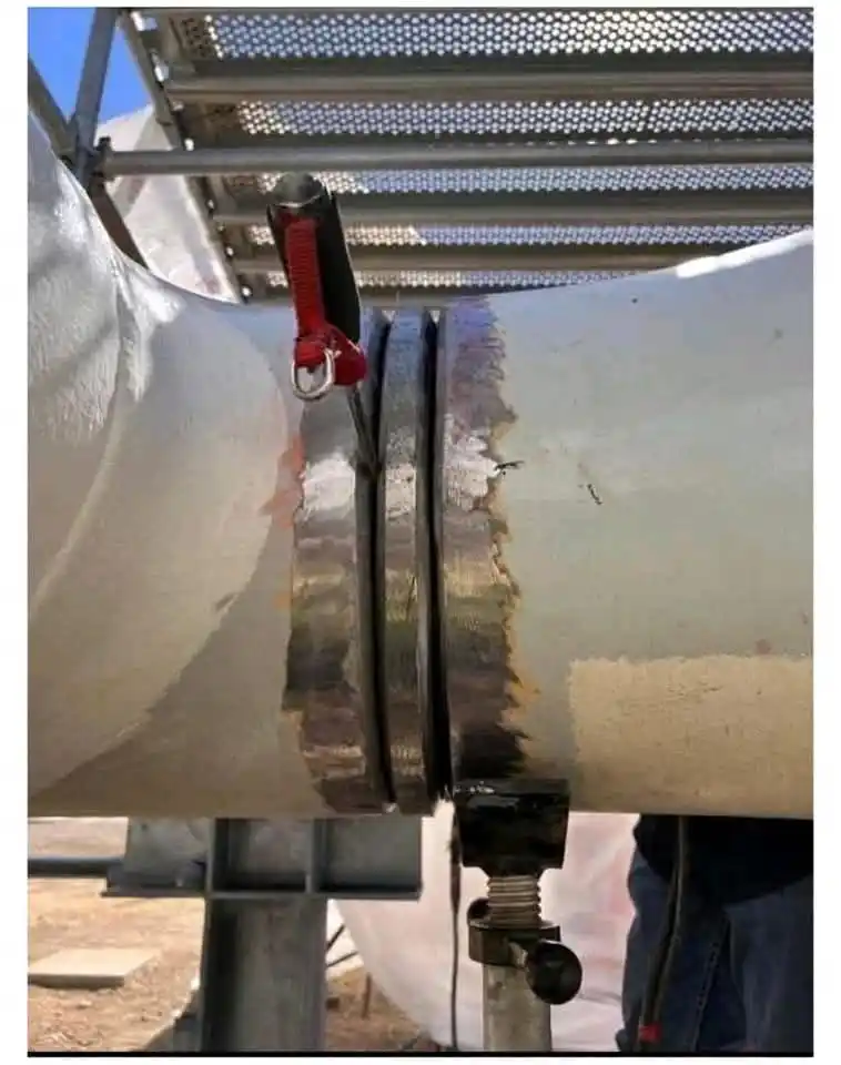 Image from Piping Engineering World: WHAT IS THE MINIMUM DISTANCE BETWEEN WELDS🤔 👉The minimum distance be...