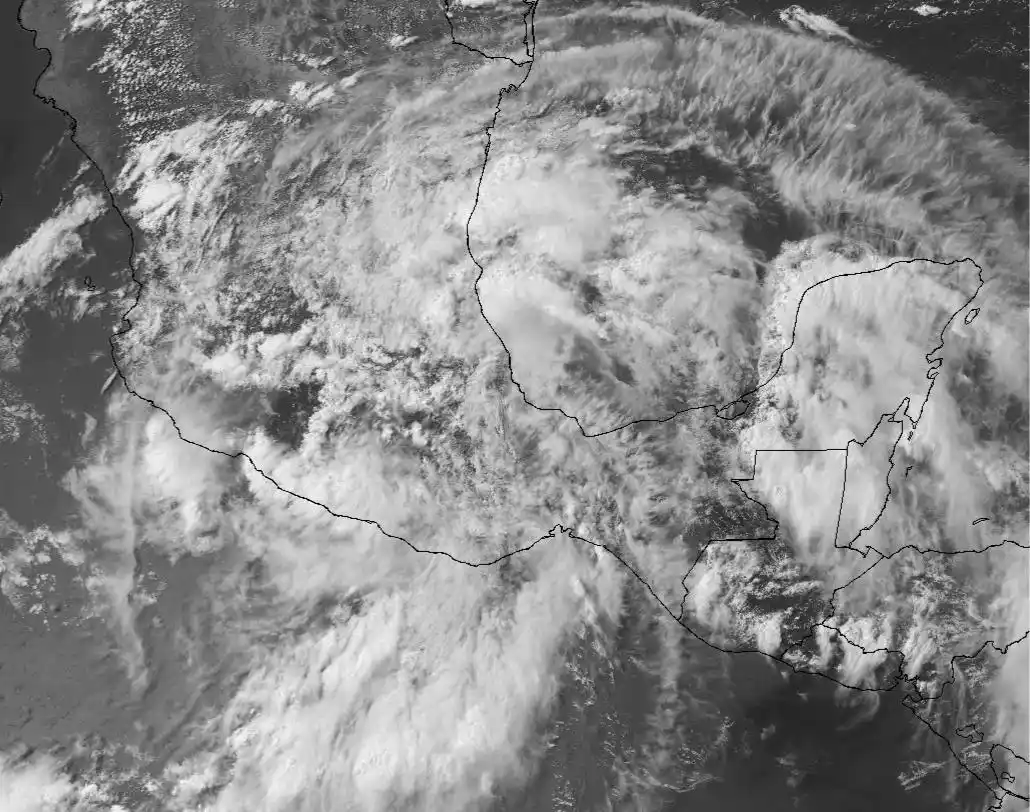Image from MeteoInfo: 🚨‼️BOLETÍN 5:OOPM - Erick se debilita rápidamente a Tormenta Tropica...