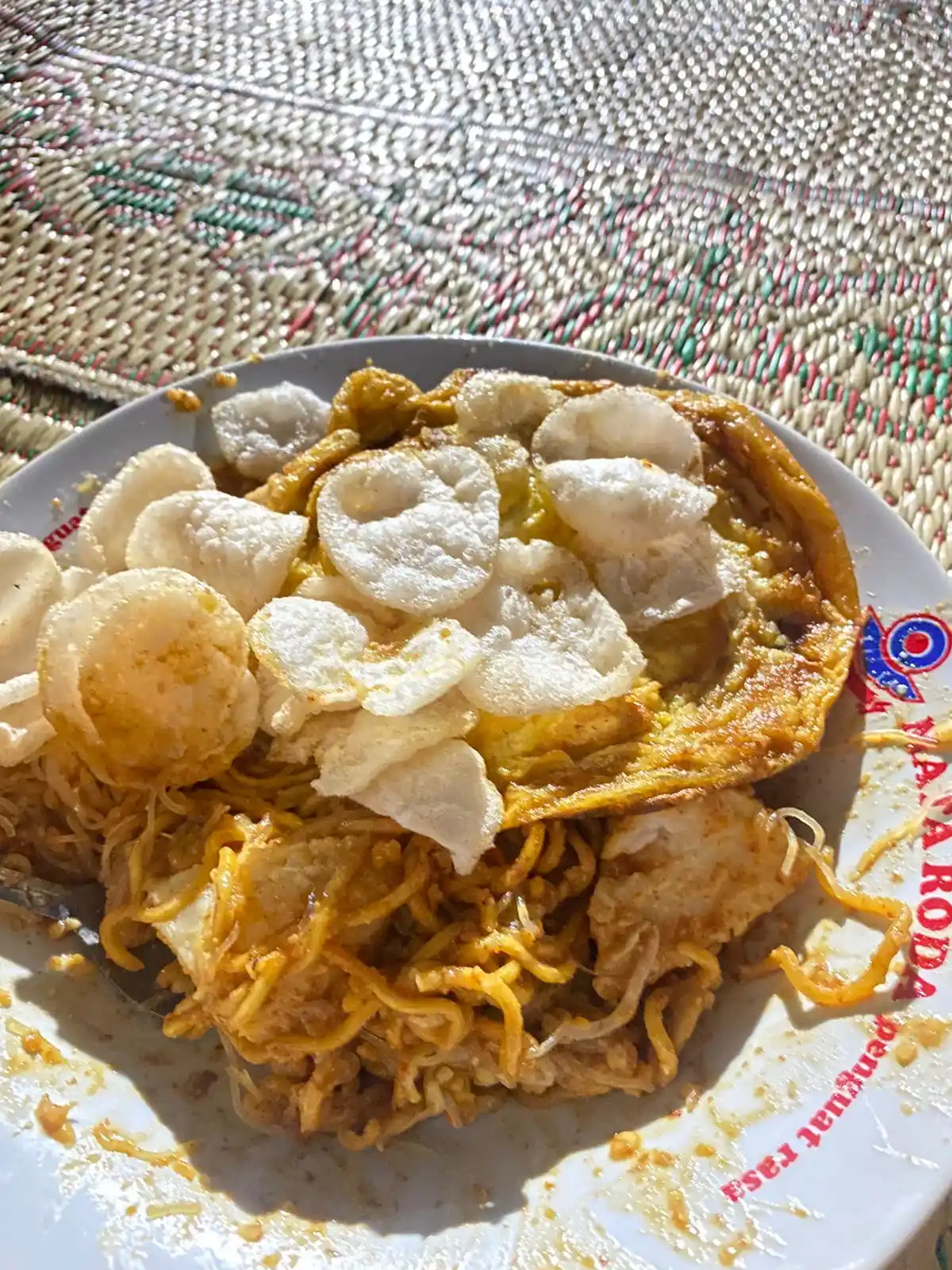 Image from VanesMam🤤: Dan akhirnya aku nemu ketoprak indomie anjay!!! Deket Mandala Krida😆...