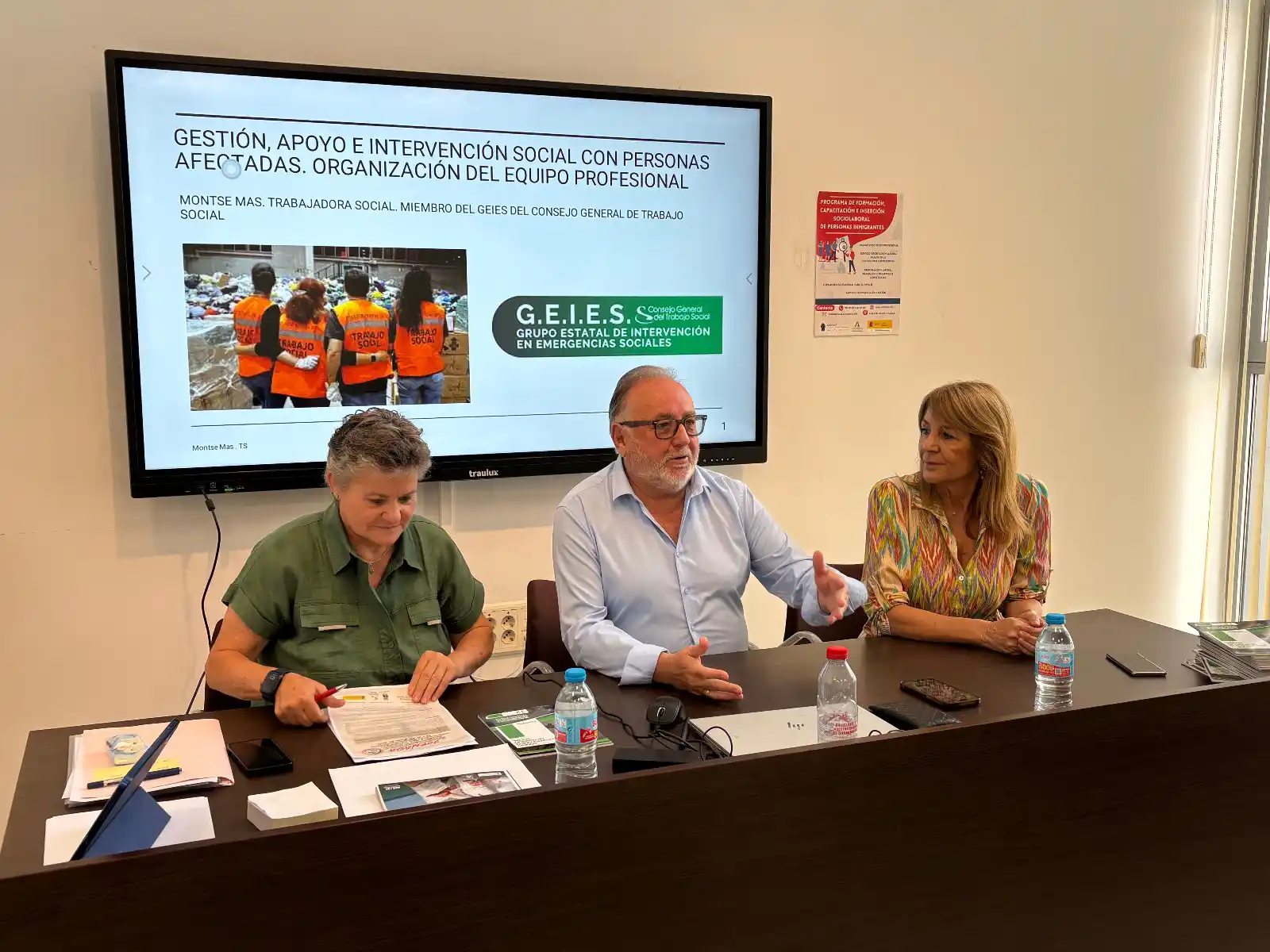Image from Alhaurín de la Torre, Calidad de Vida: JORNADAS DE CAPACITACIÓN PARA LA INTERVENCIÓN EN EMERGENCIAS SOCIALES ...