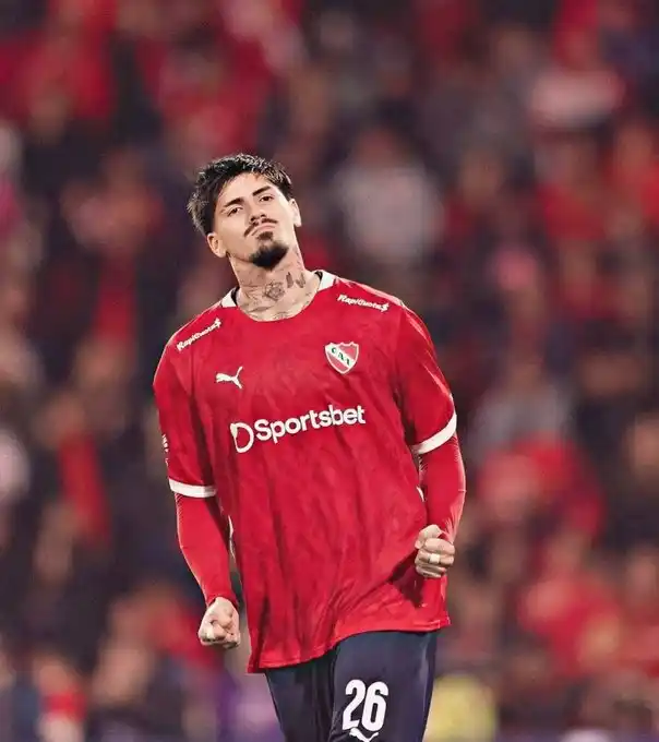 Image from BARÇA VILLA: 🚨𝐉𝐔𝐒𝐓 𝐈𝐍: Barcelona are interested in Kevin Lomónaco. The 23 ye...