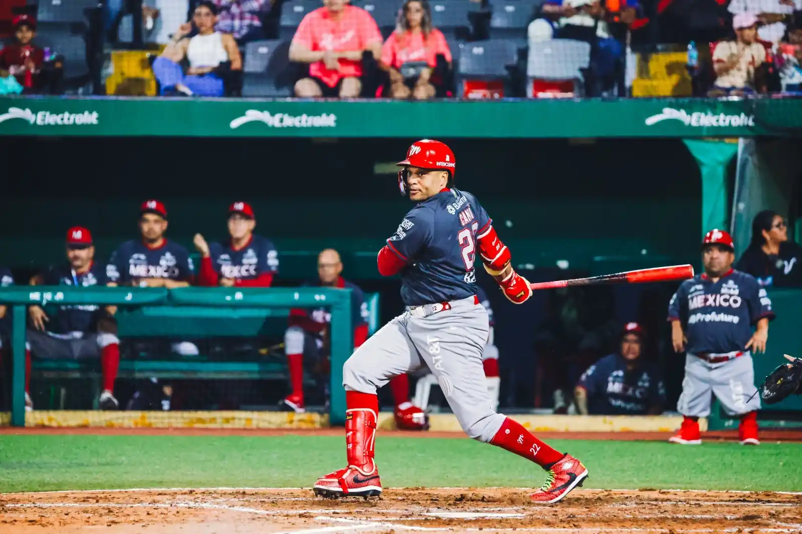 Image from Vértigo Deportivo ⚾🏈🏀⚽: ⚾🇲🇽 En el segundo juego de esta edición de la serie roja los <a clas...