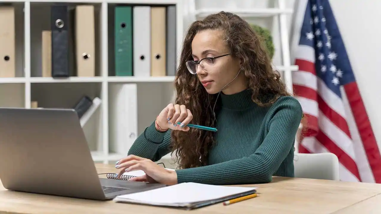 Image from Facialix: 13 horas para dominar la enseñanza en inglés: el curso gratis que nece...