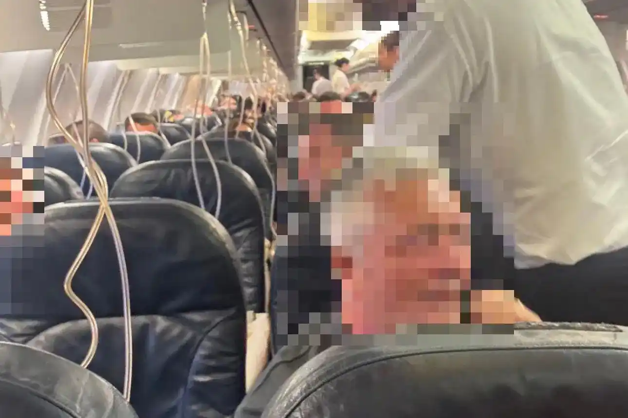 Image from L'Unione Sarda: *Allarme sul volo Cagliari–Linate, Manca: «Massima attenzione, chieste...