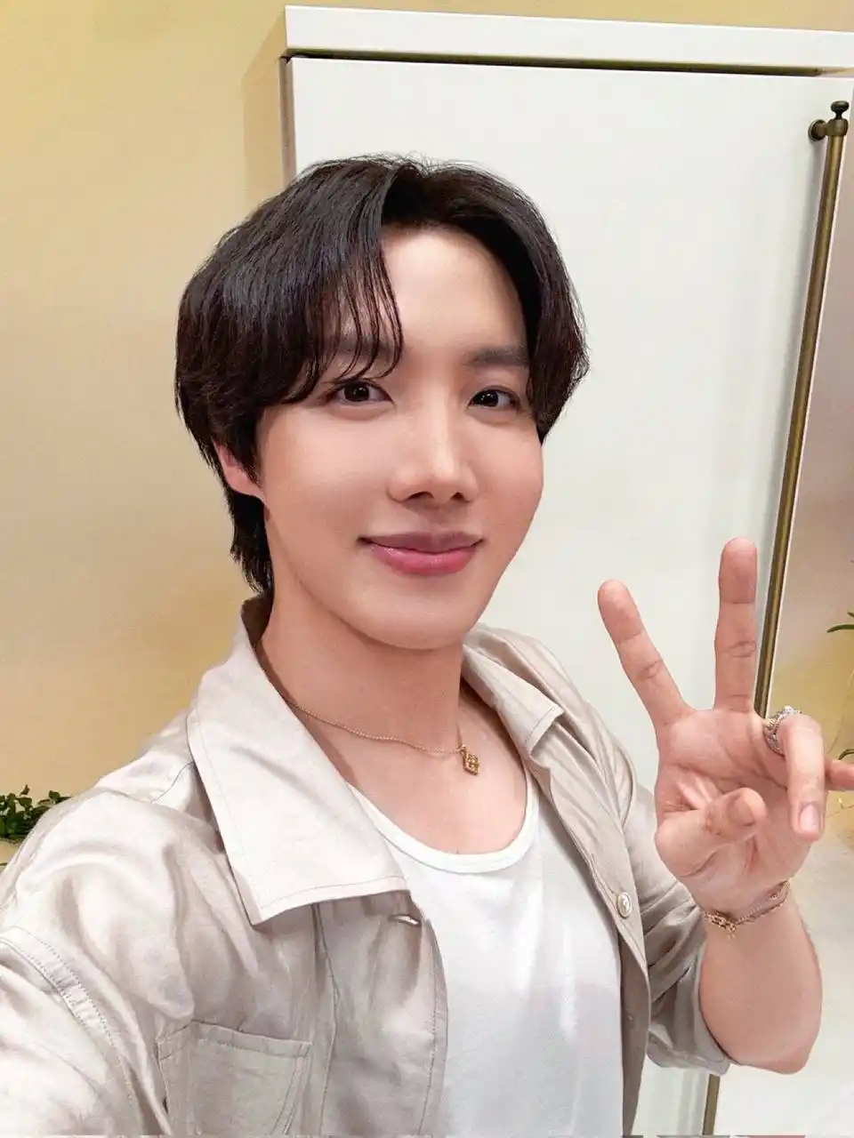 Image from BTS 🧾⟭⟬💜BANGTAN & ARMY ⟭⟬: —  Post de BTS oficial en X/Twitter:  [<a class="text-blue-500 hover:u...
