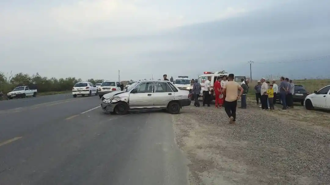 Image from کانال رسمی جمعیت هلال‌احمر گلستان: *⭕️ تصادف دو دستگاه پراید در کلاله ۴ نفر را راهی بیمارستان کرد*  رضا ح...