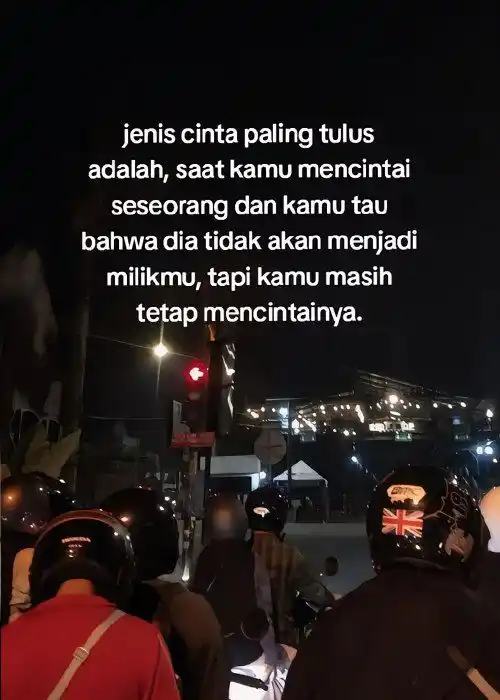Image from sound tiktok trend.: Ketika seseorang sudah ditolak cintanya, apa yang akan dia lakukan? 😬...
