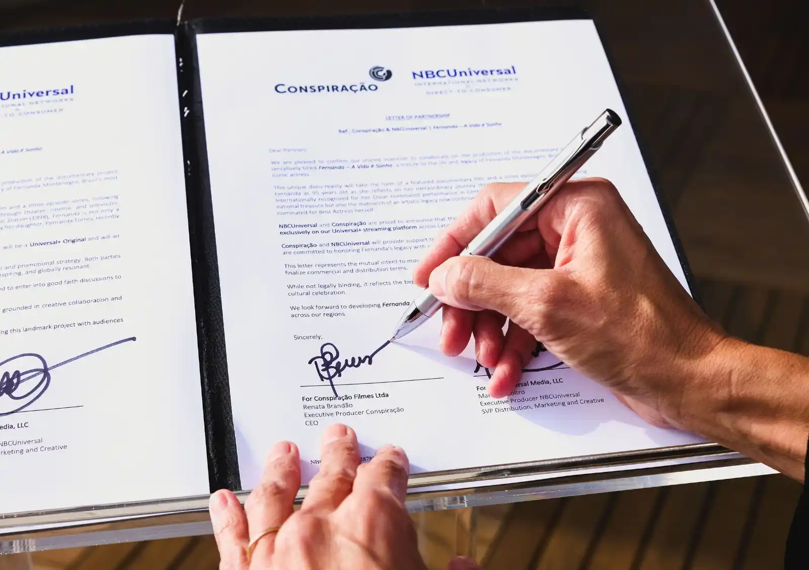 Image from FEEDUNIVERS : NBCUniversal y Conspiração firman una alianza para la realización de u...