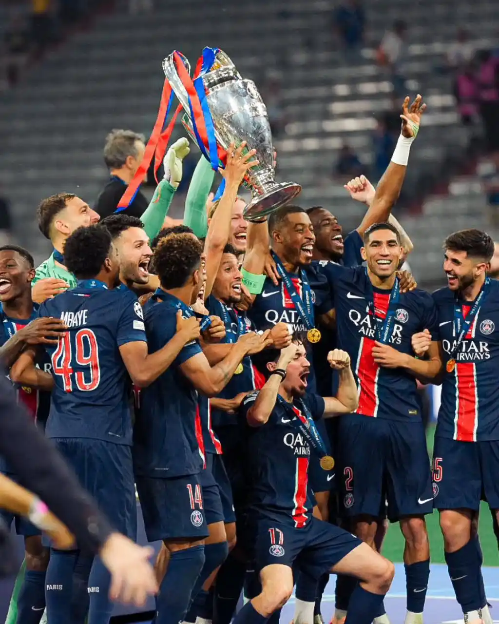 Image from Routine Blast: PSG thrash Intermilan 5-0 in a the champions league final to win the t...