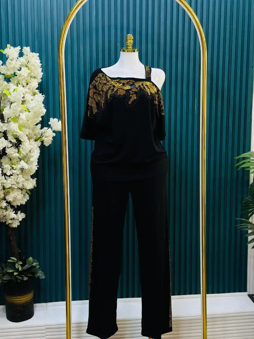 Image from متجر و ازياء دلــع بــنـات🎀 ملابس فساتين: تراك يجنن خامة جيسكا وزن 45 إلى 80 <a class="text-blue-500 hover:und...