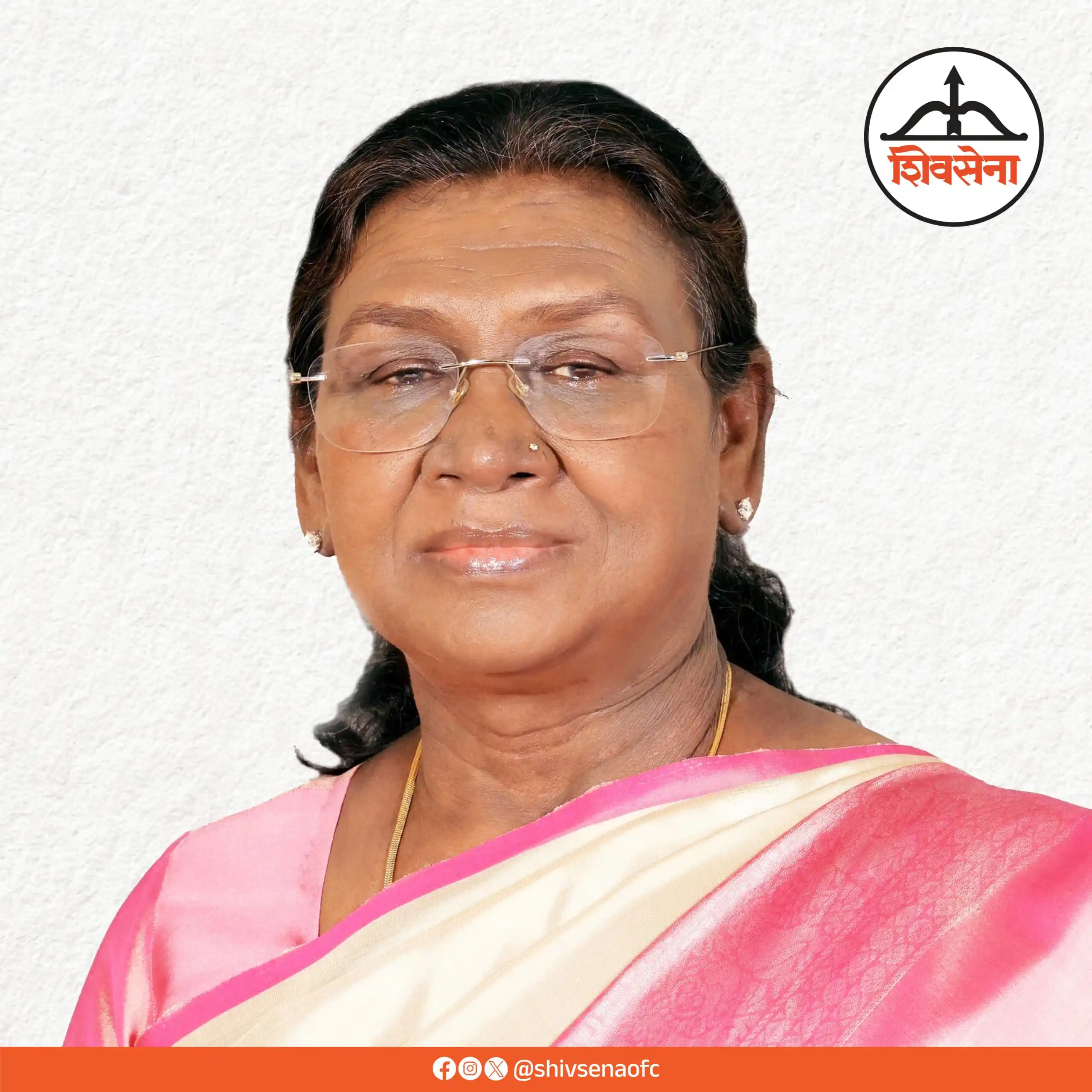 Image from Shivsena: देशाच्या महामहीम राष्ट्रपती मा. द्रौपदी मुर्मूजी यांना जन्मदिनाच्या मन...
