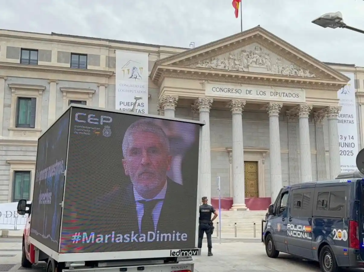 Image from InfoCEP: 🚛 Gracias. A todos los madrileños que nos han parado hoy al ver la fu...