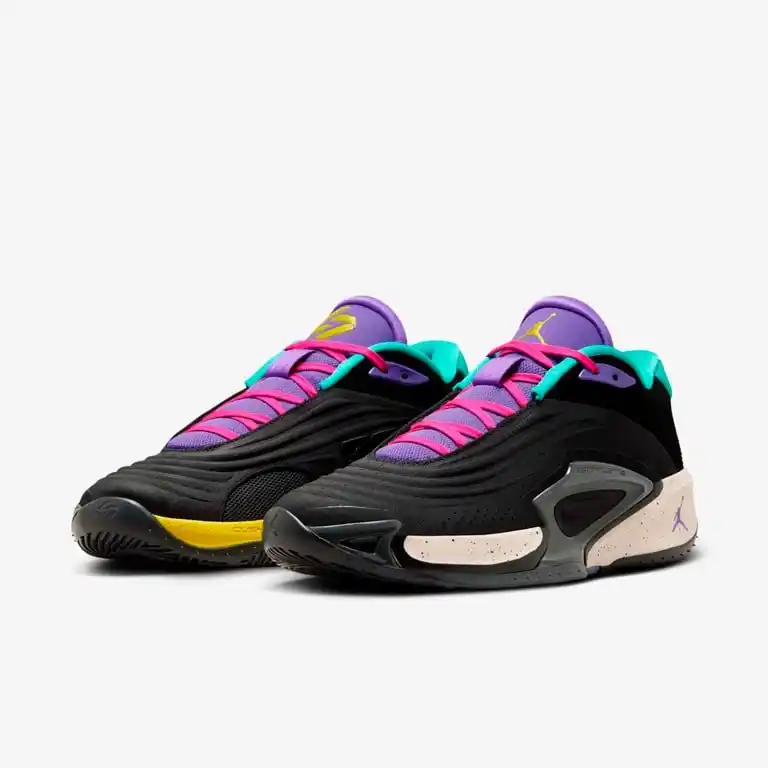 Image from 👟🏀 SMART10 Promoções de Tênis de Basquete - cupons e lançamentos: 💢 JORDAN LUKA 3 🤑 De 1.199,99 Por 849,99 (29%OFF) em até 10x ou R$...