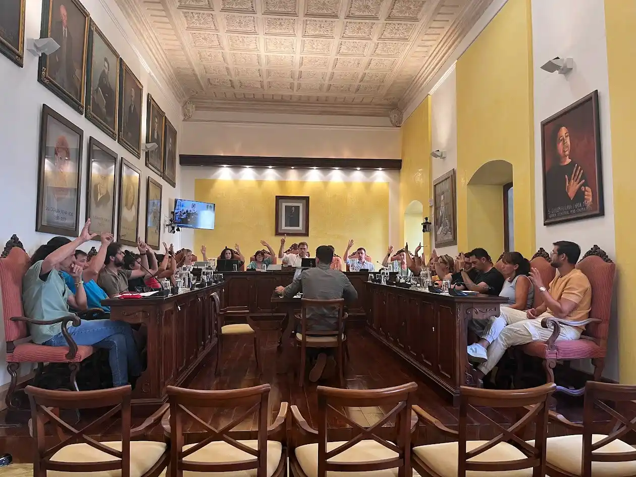 Image from Ajuntament de Manacor : 🎶 *L’Ajuntament de Manacor reclama a la Conselleria d'Educació la imp...